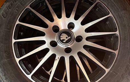 Skoda Yeti I рестайлинг, 2011 год, 850 000 рублей, 12 фотография