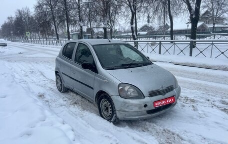 Toyota Yaris I рестайлинг, 2001 год, 170 000 рублей, 1 фотография