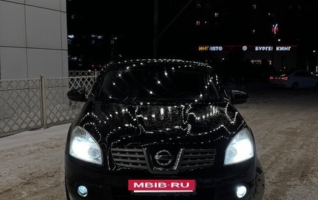 Nissan Qashqai, 2009 год, 815 000 рублей, 2 фотография
