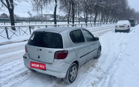 Toyota Yaris I рестайлинг, 2001 год, 170 000 рублей, 3 фотография