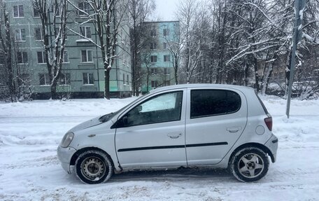 Toyota Yaris I рестайлинг, 2001 год, 170 000 рублей, 6 фотография