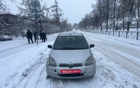 Toyota Yaris I рестайлинг, 2001 год, 170 000 рублей, 8 фотография