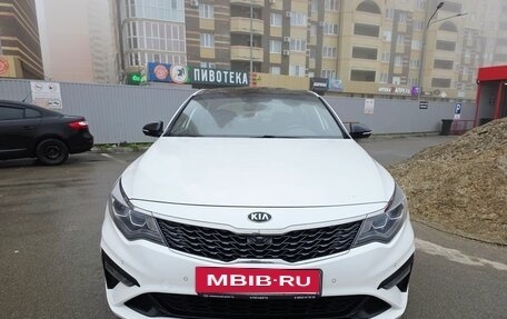 KIA Optima IV, 2018 год, 2 150 000 рублей, 2 фотография