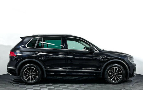 Volkswagen Tiguan II, 2018 год, 3 274 000 рублей, 4 фотография