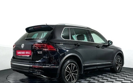 Volkswagen Tiguan II, 2018 год, 3 274 000 рублей, 5 фотография