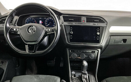 Volkswagen Tiguan II, 2018 год, 3 274 000 рублей, 12 фотография