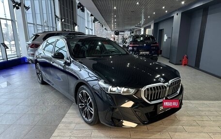 BMW 5 серия, 2025 год, 8 350 000 рублей, 2 фотография