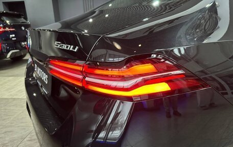 BMW 5 серия, 2025 год, 8 350 000 рублей, 10 фотография