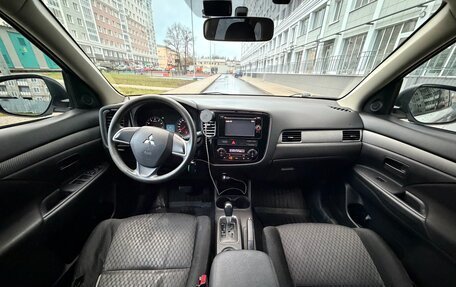 Mitsubishi Outlander III рестайлинг 3, 2012 год, 1 000 000 рублей, 6 фотография