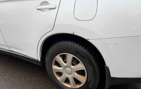 Mitsubishi Outlander III рестайлинг 3, 2012 год, 1 000 000 рублей, 14 фотография