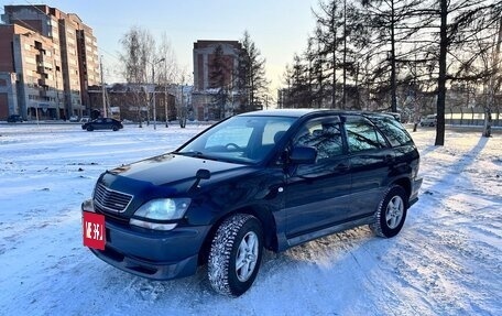Toyota Harrier, 1999 год, 800 000 рублей, 2 фотография