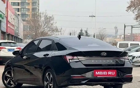 Hyundai Elantra, 2022 год, 1 680 000 рублей, 11 фотография