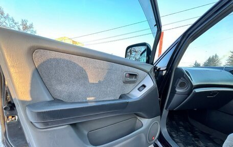 Toyota Harrier, 1999 год, 800 000 рублей, 14 фотография