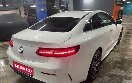 Mercedes-Benz E-Класс, 2021 год, 6 000 000 рублей, 6 фотография