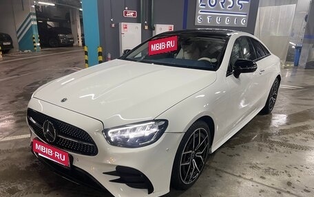 Mercedes-Benz E-Класс, 2021 год, 6 000 000 рублей, 3 фотография