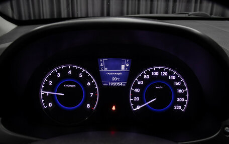 Hyundai Solaris II рестайлинг, 2013 год, 698 000 рублей, 13 фотография