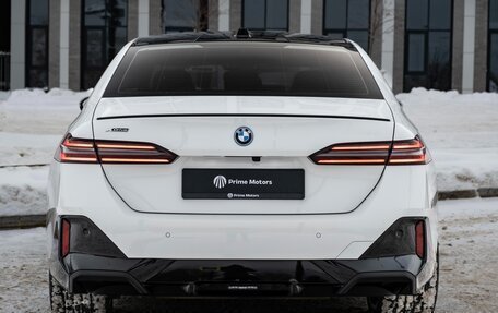 BMW 5 серия, 2024 год, 7 200 000 рублей, 2 фотография