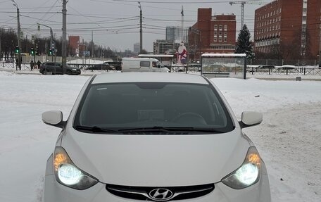 Hyundai Avante, 2011 год, 800 000 рублей, 1 фотография