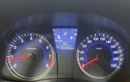 Hyundai Solaris II рестайлинг, 2012 год, 689 000 рублей, 13 фотография