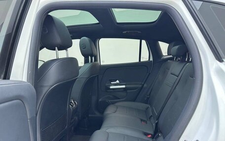 Mercedes-Benz GLA, 2022 год, 2 613 000 рублей, 10 фотография