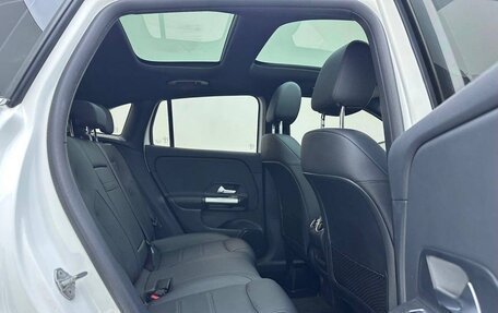 Mercedes-Benz GLA, 2022 год, 2 613 000 рублей, 11 фотография