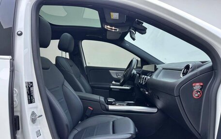 Mercedes-Benz GLA, 2022 год, 2 613 000 рублей, 12 фотография