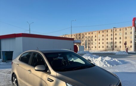 KIA Rio III рестайлинг, 2015 год, 850 000 рублей, 2 фотография