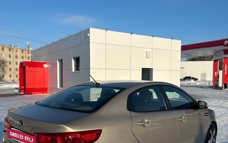 KIA Rio III рестайлинг, 2015 год, 850 000 рублей, 3 фотография