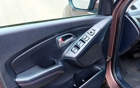 Hyundai ix35 I рестайлинг, 2015 год, 1 390 000 рублей, 10 фотография