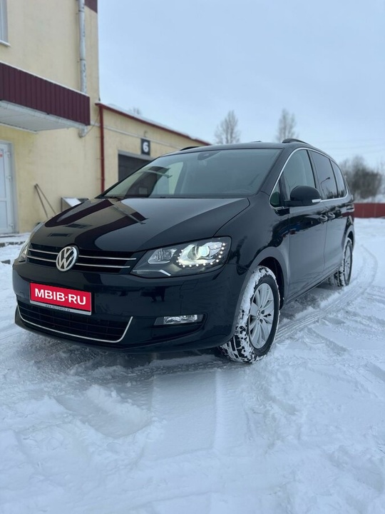 Volkswagen Sharan II рестайлинг, 2021 год, 550 000 рублей, 1 фотография