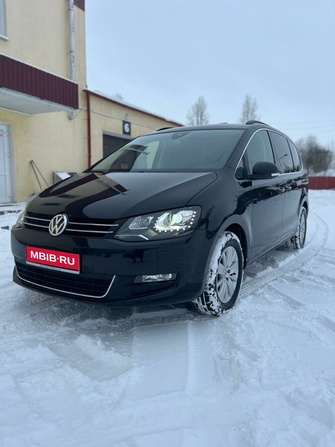 Volkswagen Sharan II рестайлинг, 2021 год, 550 000 рублей, 1 фотография