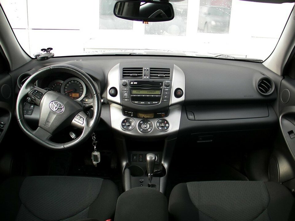 Toyota RAV4 CA30 рестайлинг, 2012 год, 400 000 рублей, 6 фотография