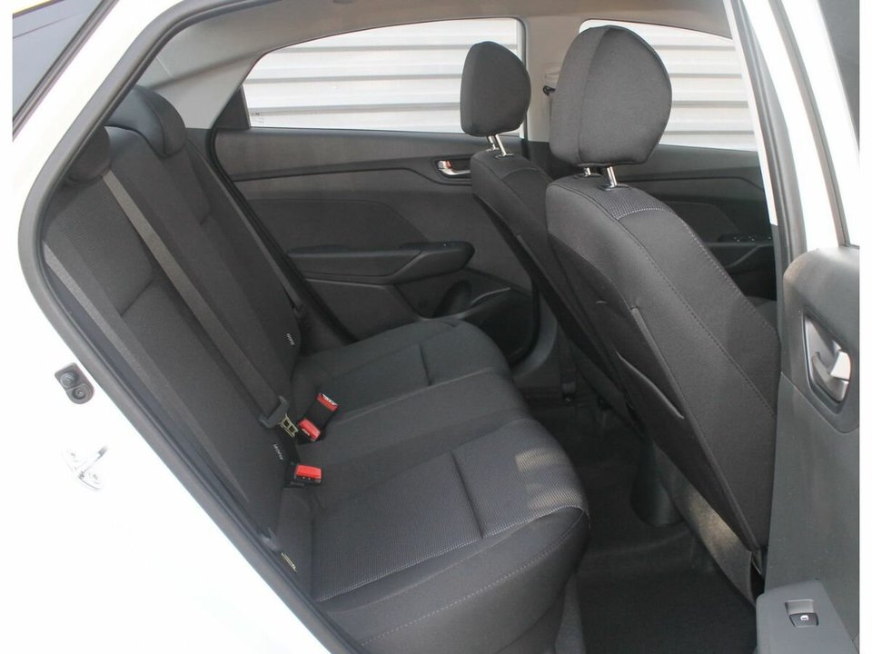 Hyundai Solaris II, 2019 год, 400 000 рублей, 8 фотография