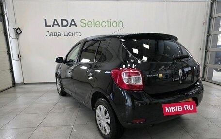 Renault Sandero II рестайлинг, 2017 год, 749 000 рублей, 3 фотография