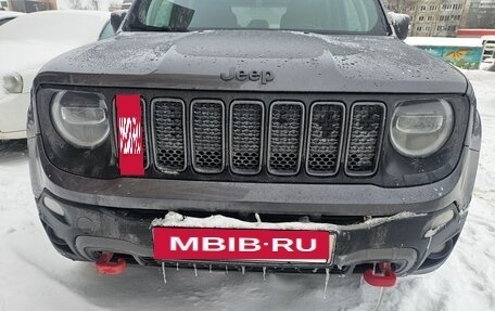 Jeep Renegade I рестайлинг, 2020 год, 1 915 000 рублей, 2 фотография