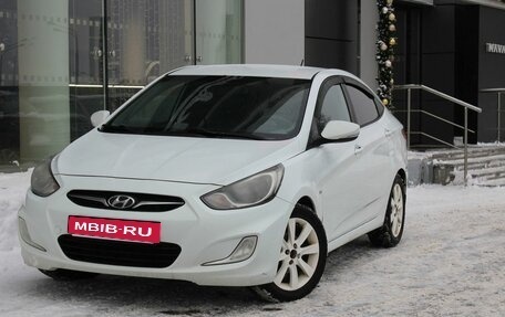 Hyundai Solaris II рестайлинг, 2012 год, 655 000 рублей, 1 фотография