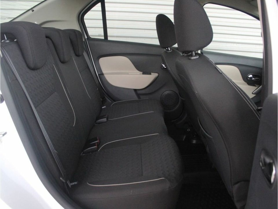 Renault Logan II рестайлинг, 2020 год, 300 000 рублей, 8 фотография