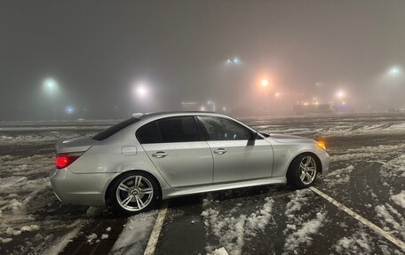 BMW 5 серия, 2003 год, 850 000 рублей, 19 фотография