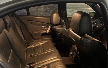 BMW 5 серия, 2003 год, 850 000 рублей, 23 фотография