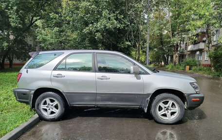 Lexus RX IV рестайлинг, 1998 год, 595 000 рублей, 2 фотография