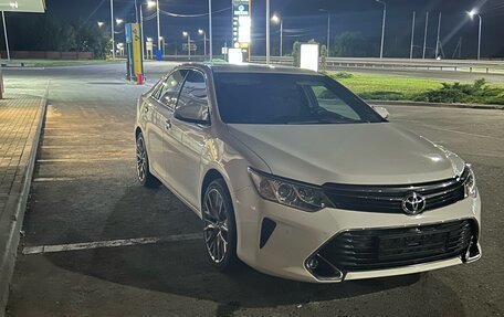 Toyota Camry, 2016 год, 1 840 000 рублей, 12 фотография