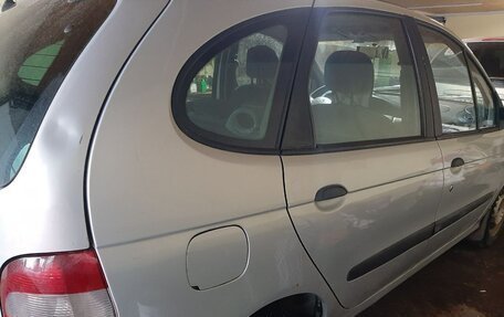 Renault Scenic III, 2000 год, 385 000 рублей, 5 фотография