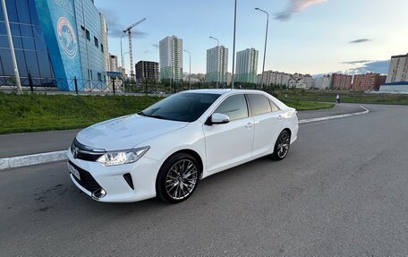 Toyota Camry, 2016 год, 1 840 000 рублей, 14 фотография