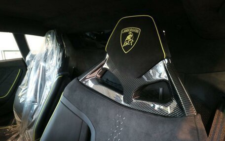 Lamborghini Huracán, 2024 год, 54 900 000 рублей, 9 фотография