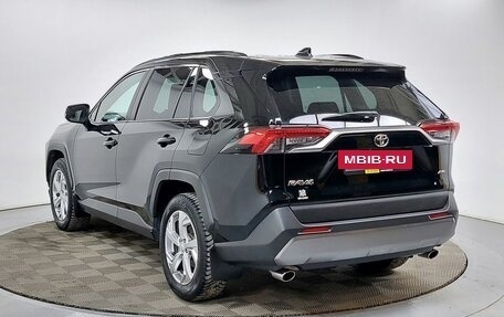 Toyota RAV4, 2021 год, 3 649 000 рублей, 7 фотография