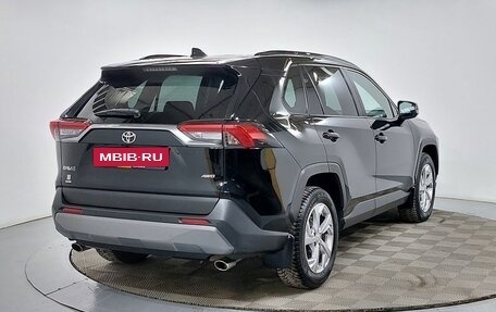 Toyota RAV4, 2021 год, 3 649 000 рублей, 5 фотография