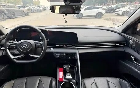 Hyundai Elantra, 2022 год, 1 188 000 рублей, 8 фотография