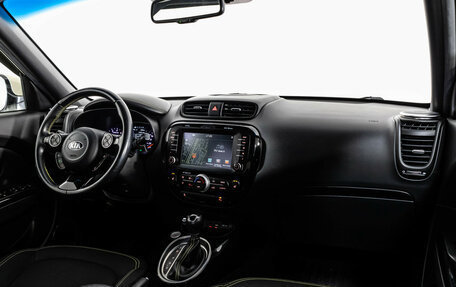 KIA Soul II рестайлинг, 2015 год, 1 099 000 рублей, 9 фотография