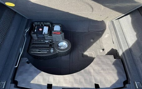 Porsche Cayenne III, 2025 год, 18 600 000 рублей, 23 фотография