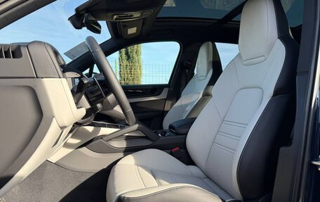 Porsche Cayenne III, 2025 год, 18 600 000 рублей, 20 фотография